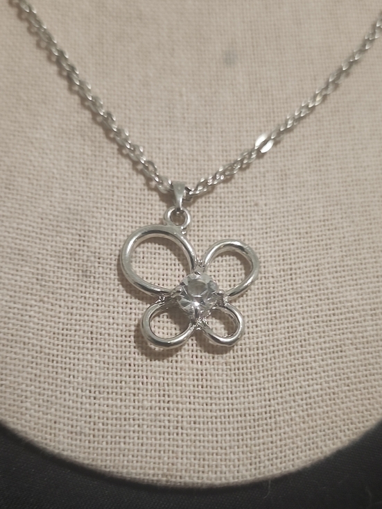 Eternity Forever Jewelry - Silver Flower Or Four Leaf Clover Loop Necklace